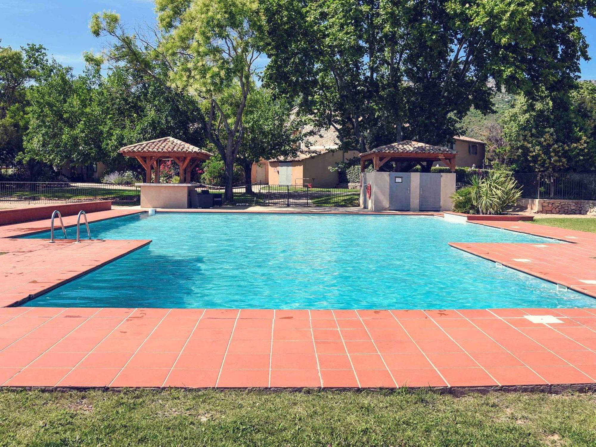 Mercure Aix-En-Provence Sainte-Victoire Châteauneuf-le-Rouge Zewnętrze zdjęcie