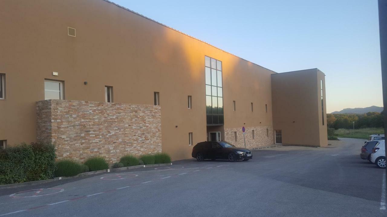 Mercure Aix-En-Provence Sainte-Victoire Châteauneuf-le-Rouge Zewnętrze zdjęcie